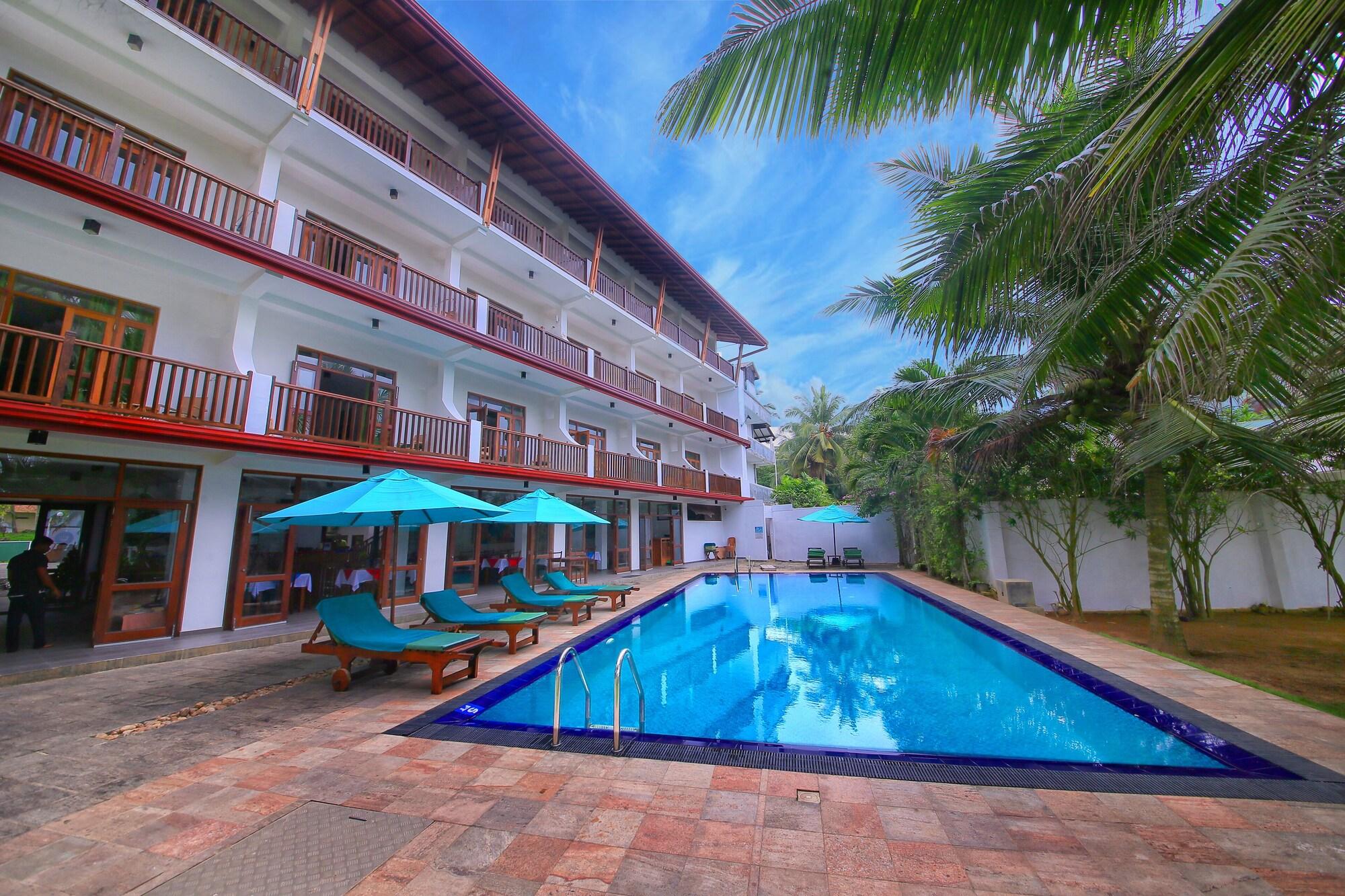 Rockside Beach Resort Bentota Exterior foto