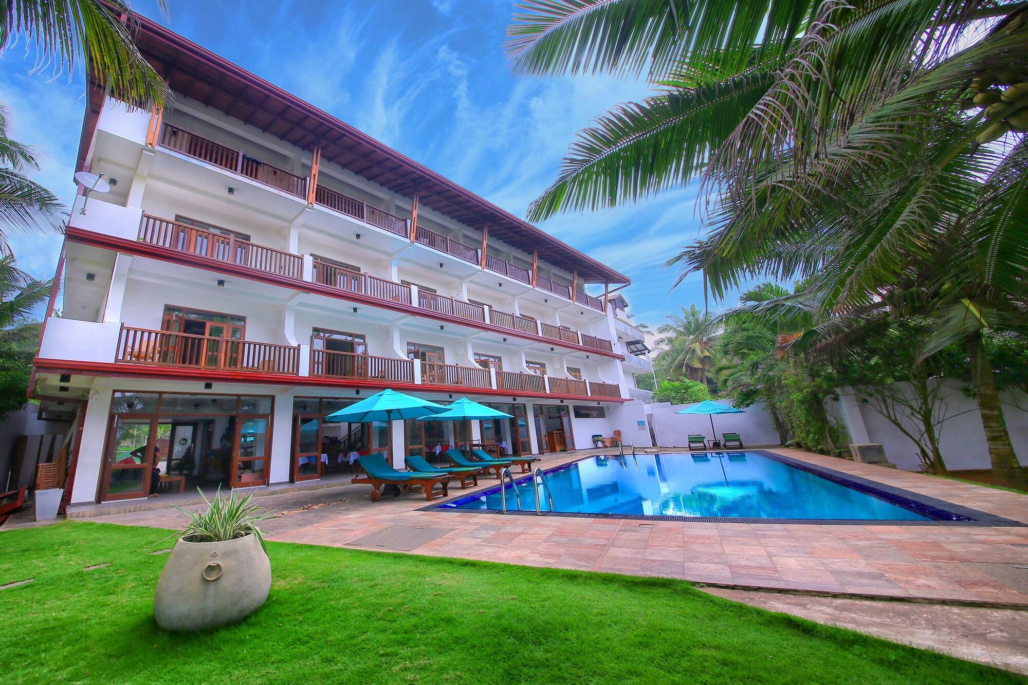 Rockside Beach Resort Bentota Exterior foto