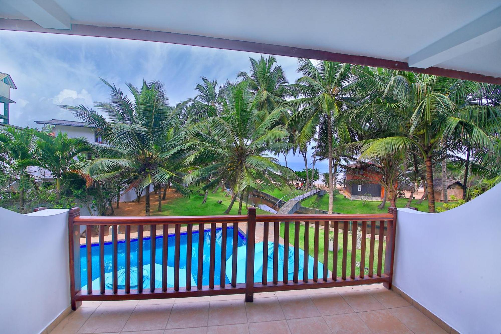 Rockside Beach Resort Bentota Exterior foto