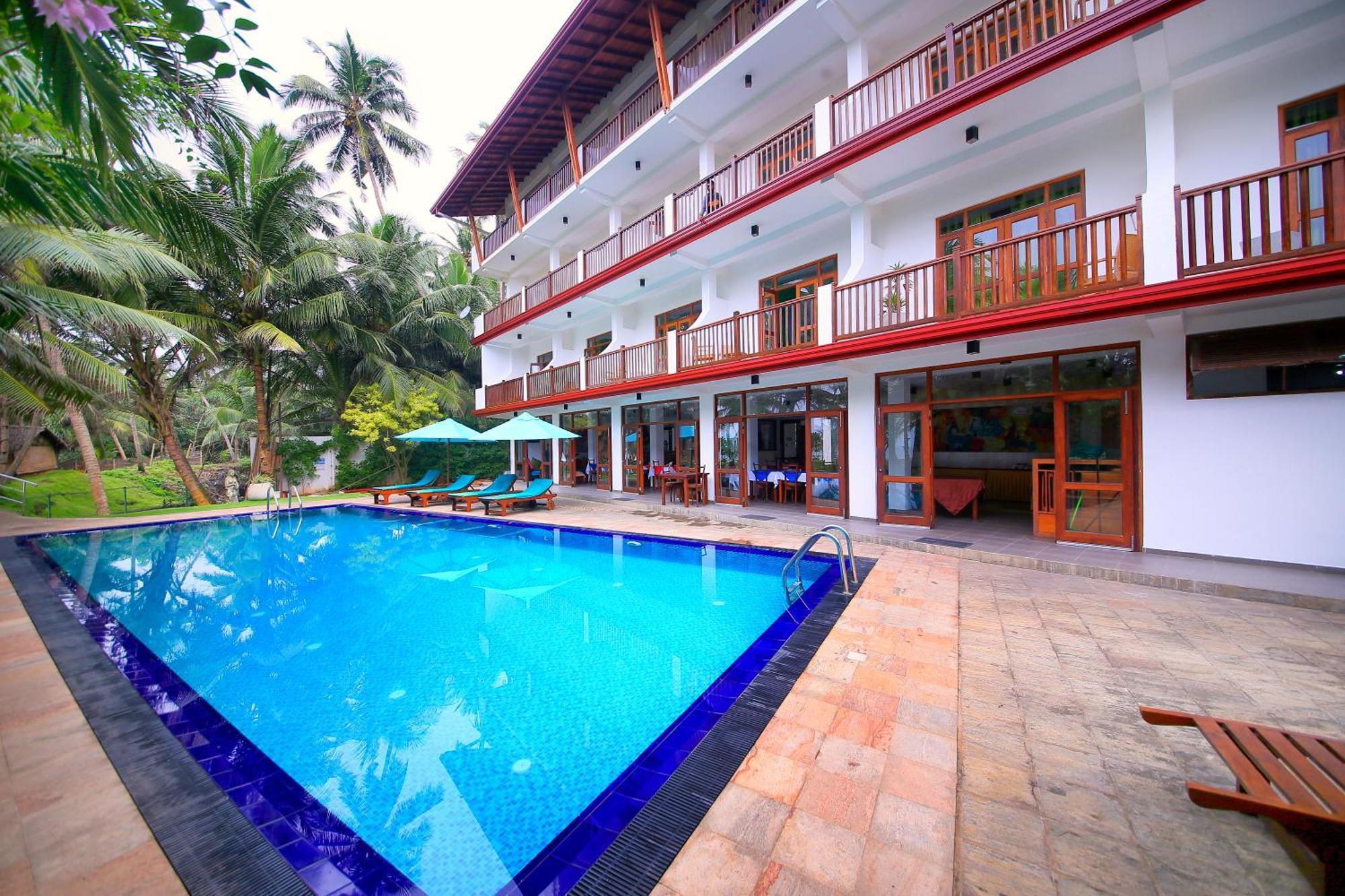 Rockside Beach Resort Bentota Exterior foto