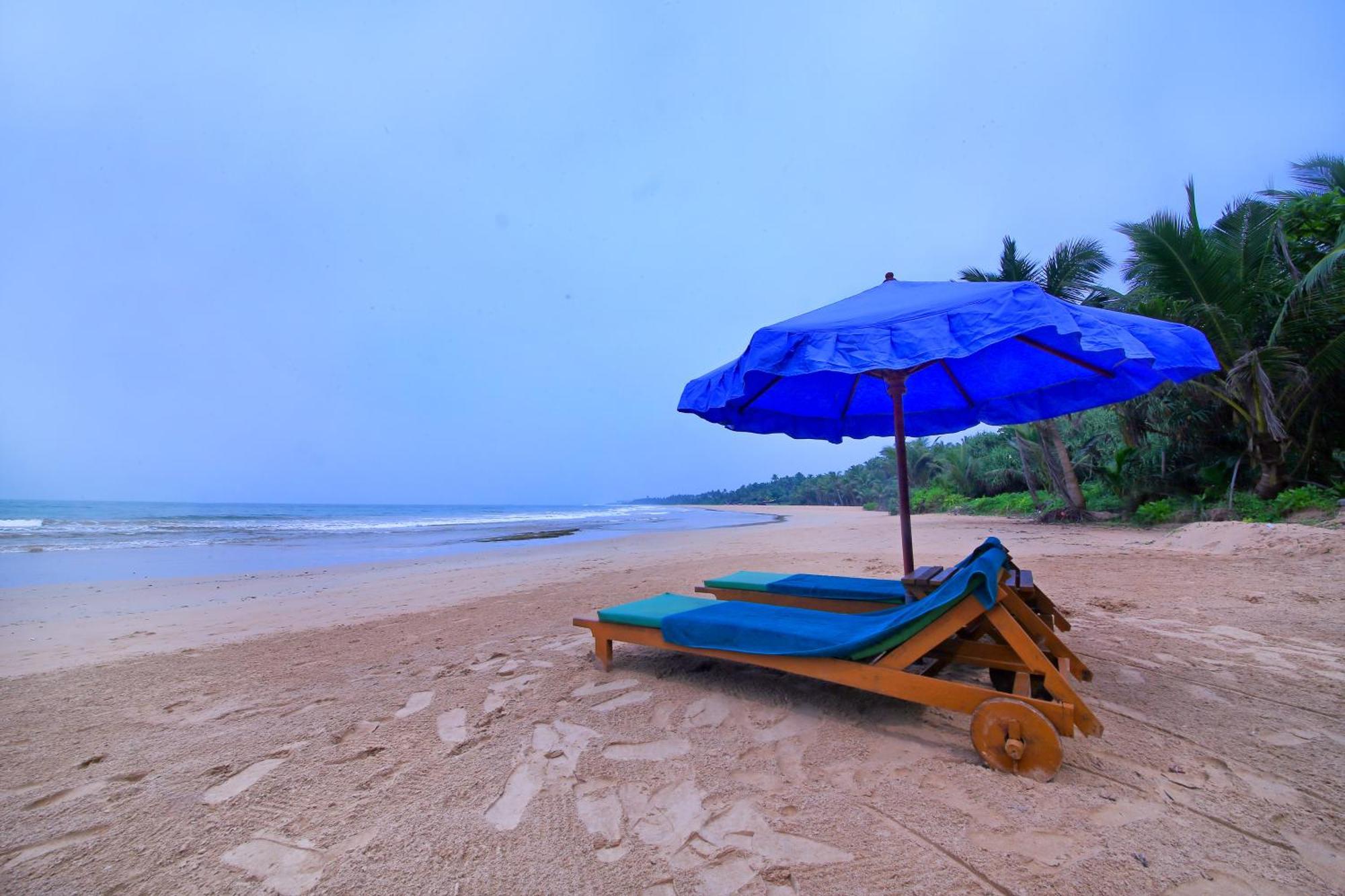 Rockside Beach Resort Bentota Exterior foto